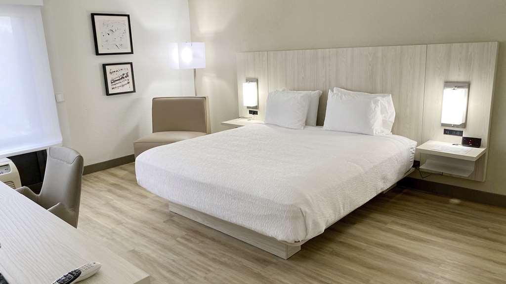 Best Western Plus Sugar Land/Stafford Стая снимка