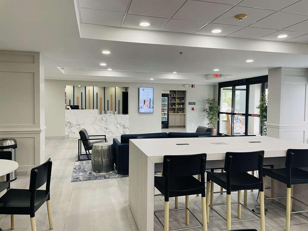 Best Western Plus Sugar Land/Stafford Интериор снимка