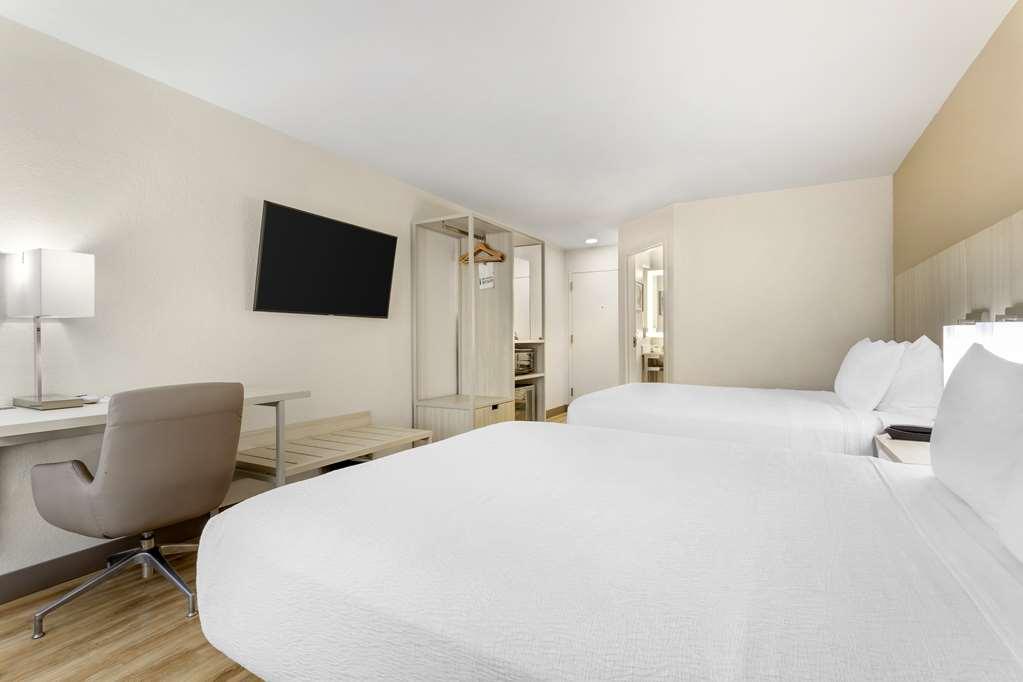 Best Western Plus Sugar Land/Stafford Стая снимка